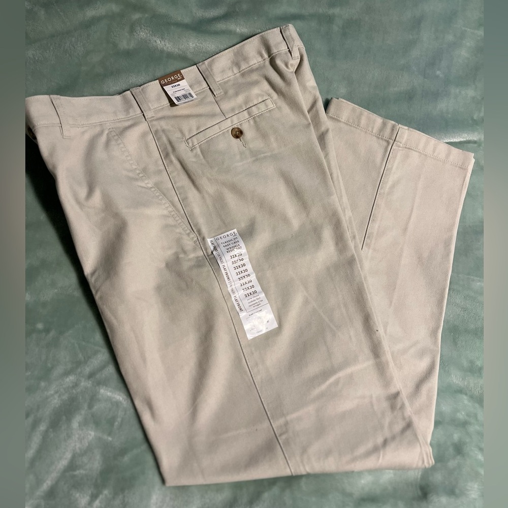 Vintage NWT Beige Soft Cotton Chino Pleated Jeans, waist 32 L30